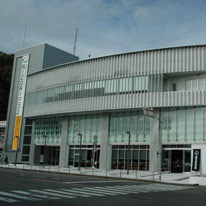 韮崎市市民交流センター